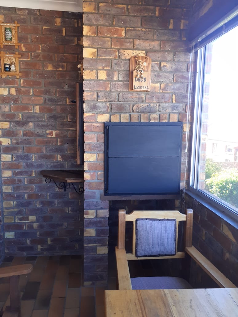 To Let 2 Bedroom Property for Rent in Wavecrest Eastern Cape